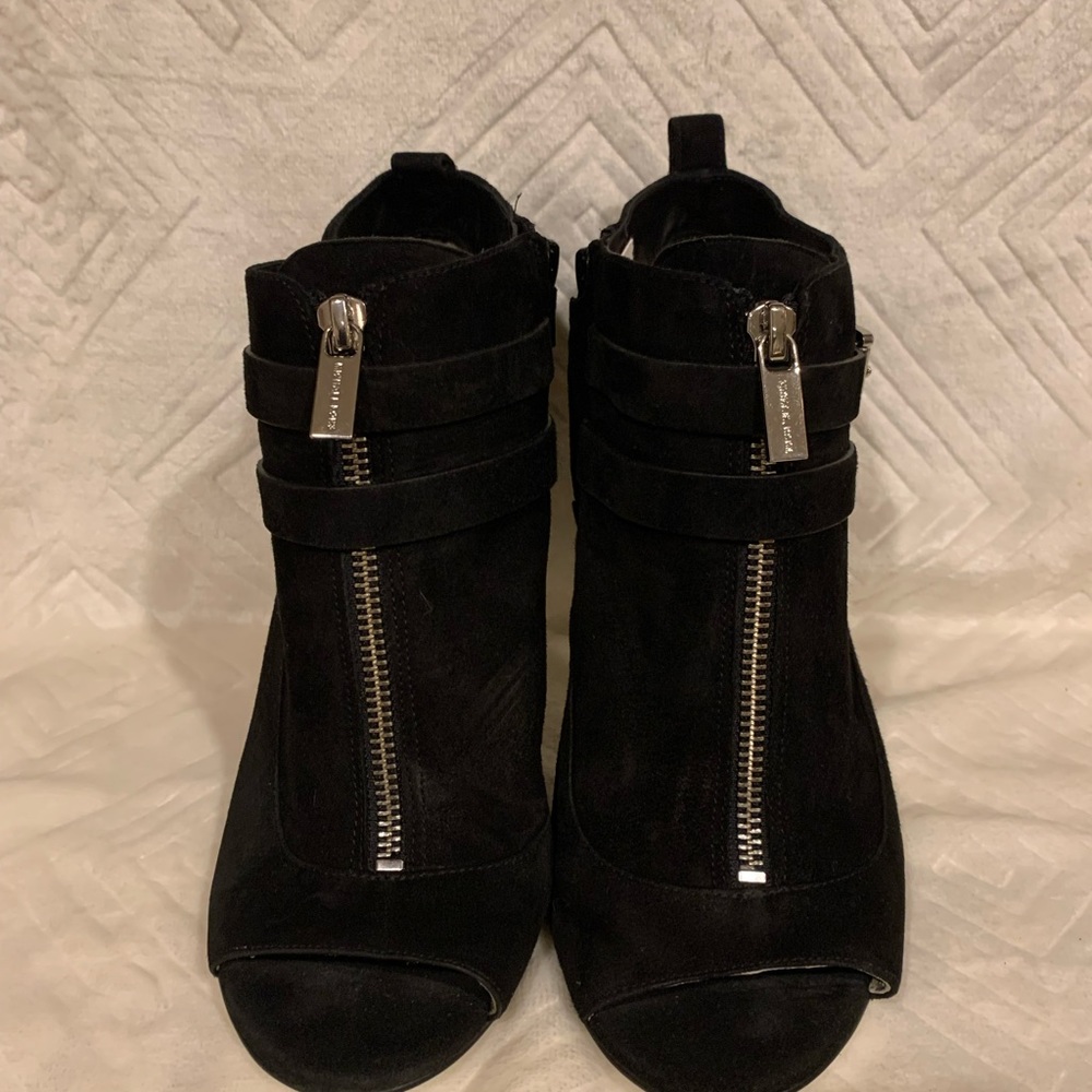 Michael Kors Brena Open Toe Booties Pumps Suede Black Size 7.